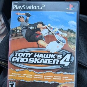 Tony Hawk's Pro Skater 4 for Sony 2 - Black